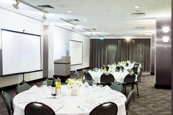 Metro Aspire Hotel Sydney image 26