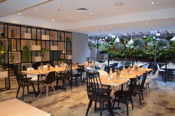 Metro Aspire Hotel Sydney image 8